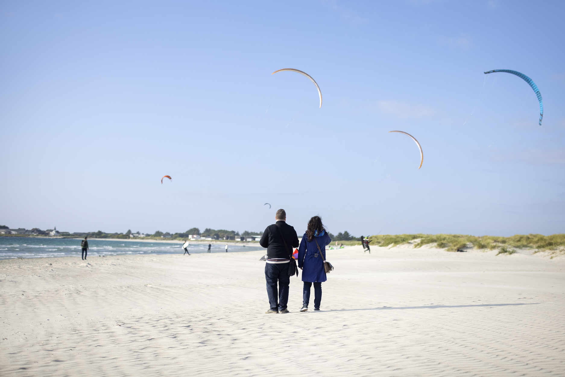 Kiting at the Sola Beach