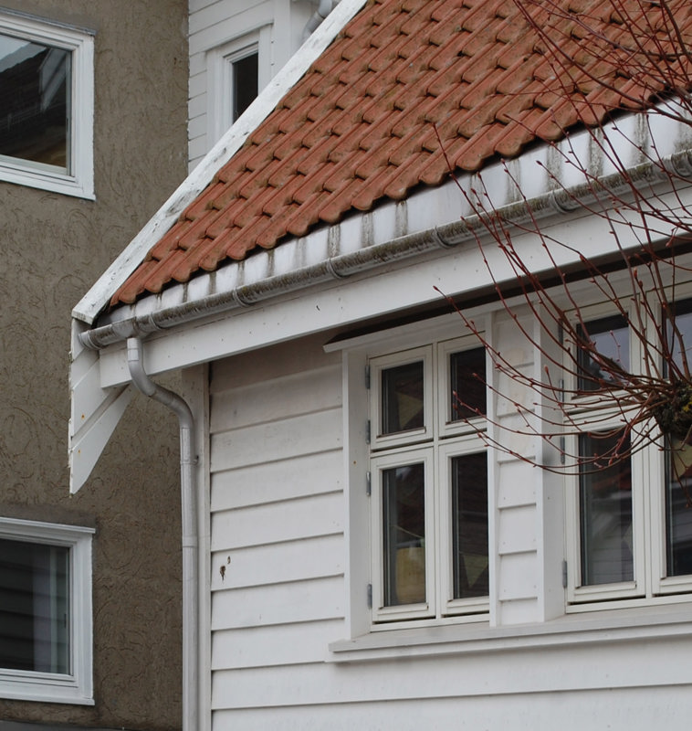 Et lite hus med alt for tykke vegger og tak