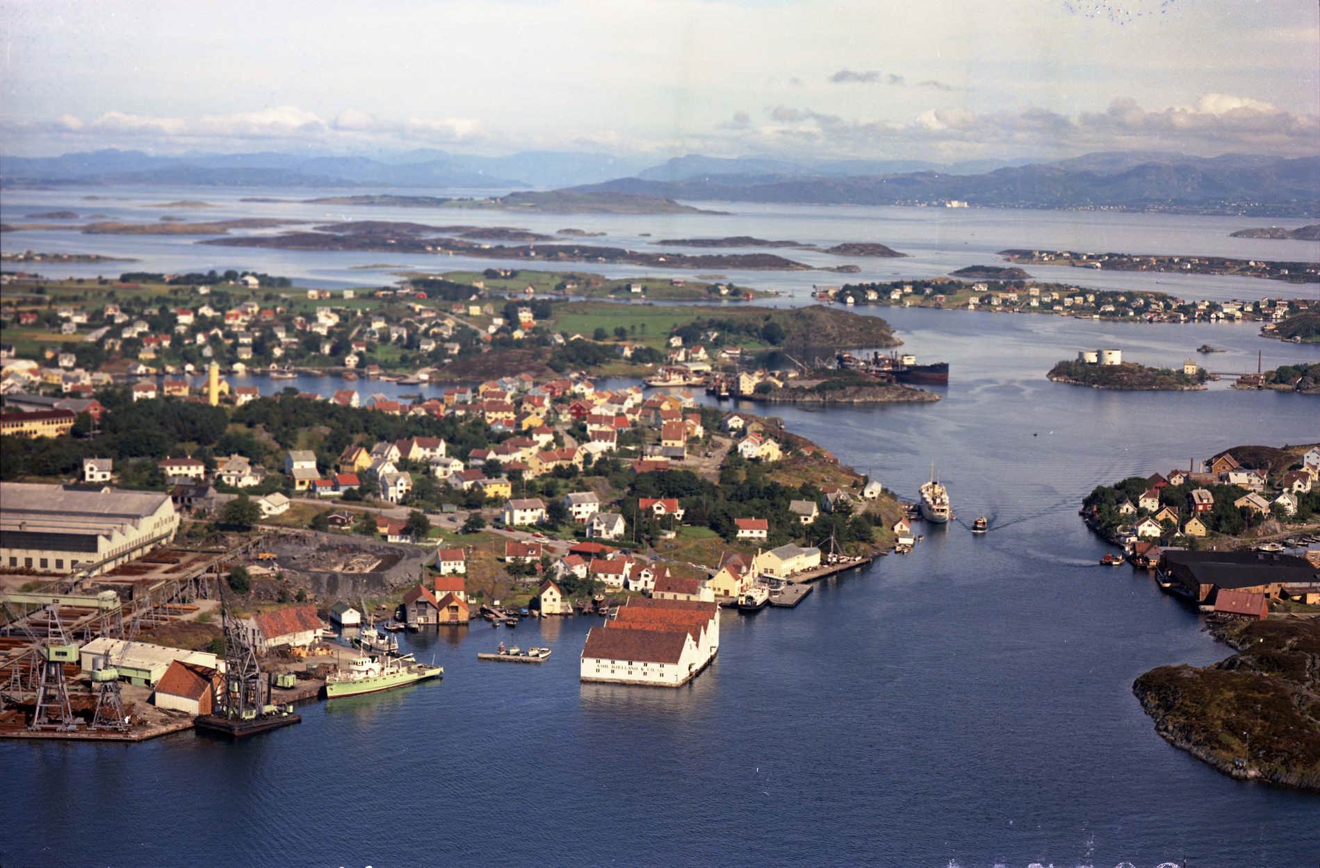 Gammelt flyfoto av Pyntesundet