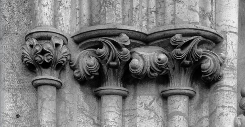 Gotisk steinhuggerkunst på Stavanger domkirkes kor.