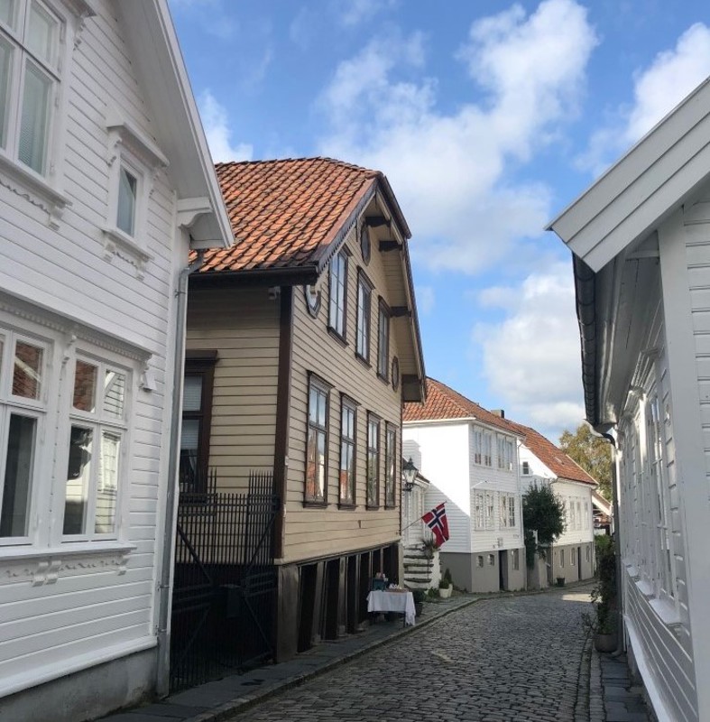 huset sammen med andre