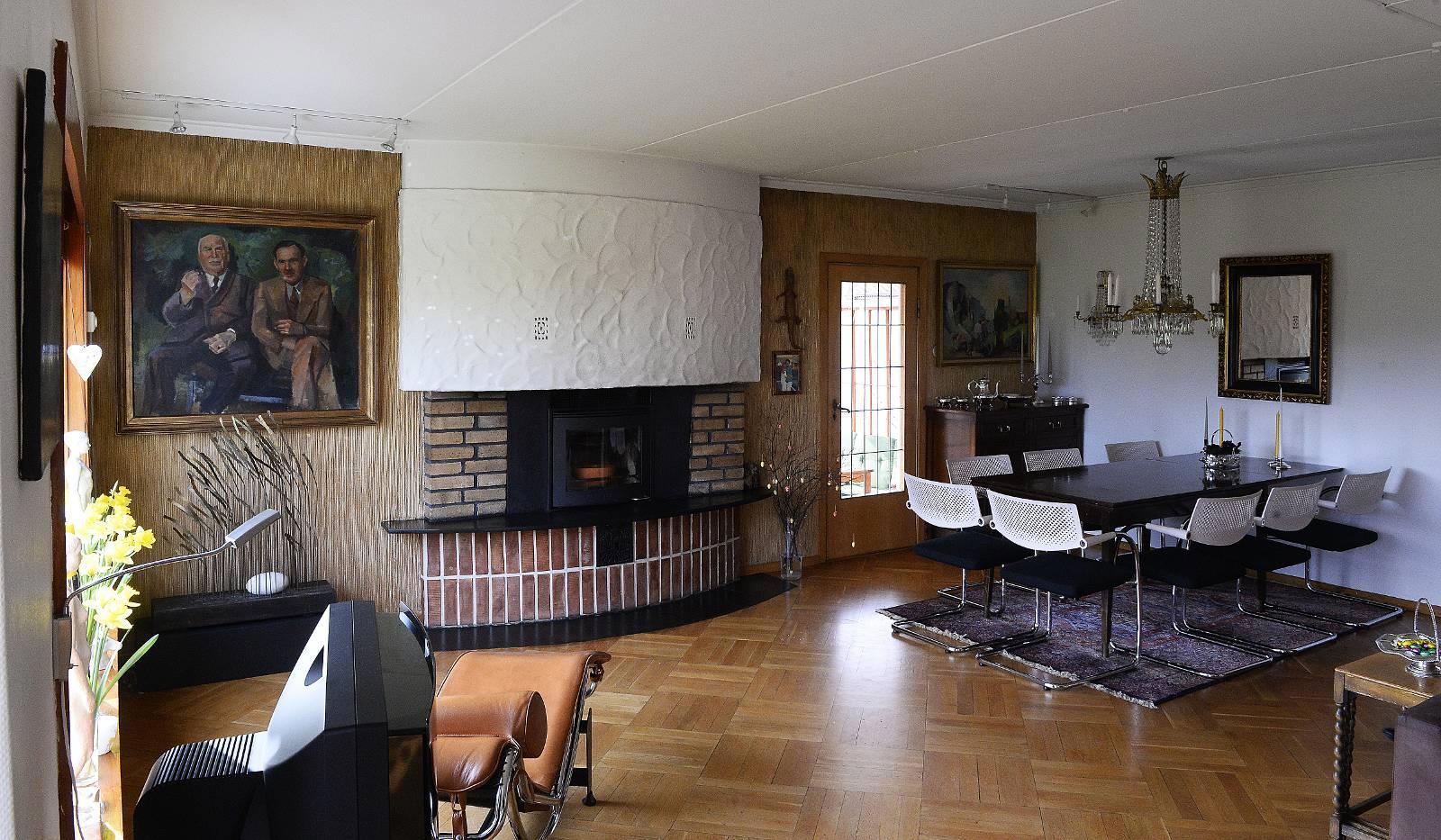 Den buede peisen i Endre Dahls gate 8 er original. Foto: Jonas Haarr Friestad/Stavanger Aftenblad