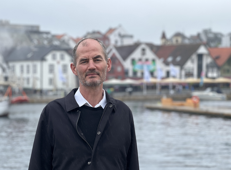 Henrik Lundberg fotografert i Vågen i Stavanger. Foto: Sigrun Sætrevik