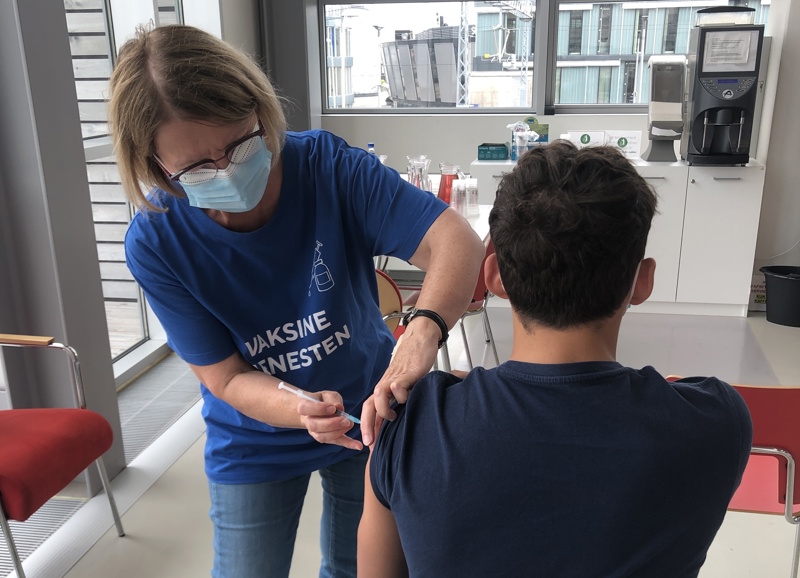 Vaksinering på Jåttå videregående skole. 