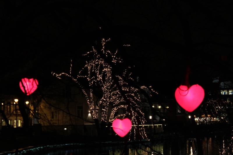 Julehjerter ved Breiavatnet i Stavanger. 