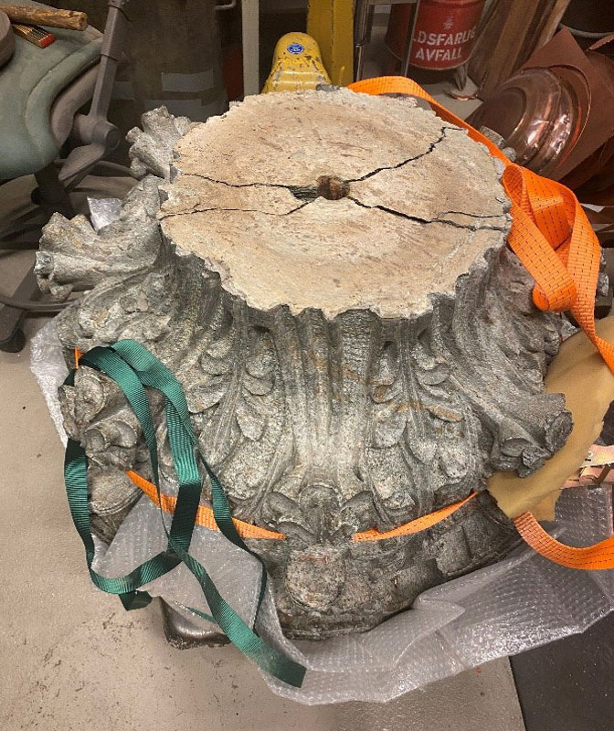 Døpefonten i domkirken ble skadet i transport