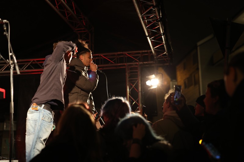 Joggedress med 2J fikk hele Pedersgata til å hoppe!  