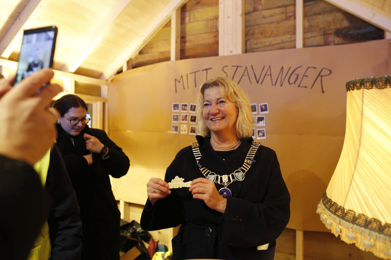 Ordfører Sissel Knutsen Hegdal på programslipp i Byparken. 