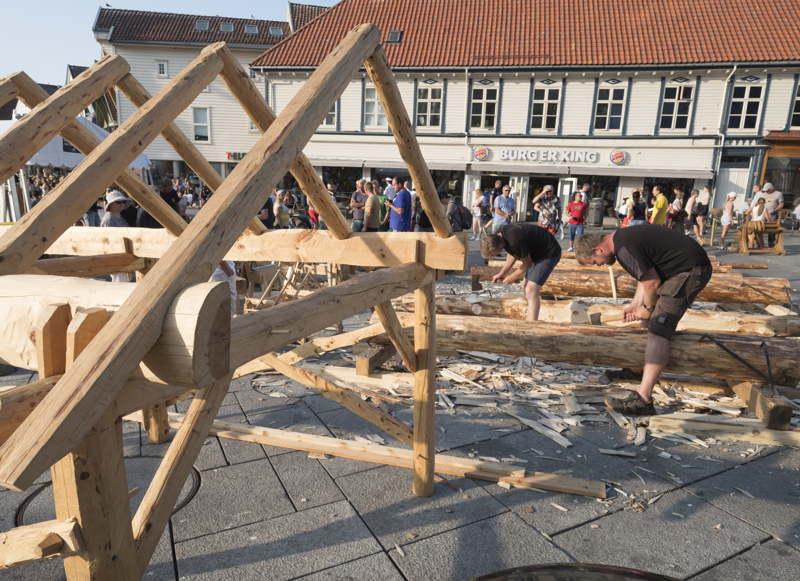 Båtbygging på Torget i Stavanger