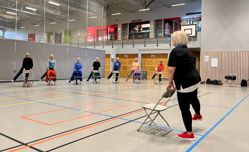 Bildet viser en gruppetrening i Storhaughallen.