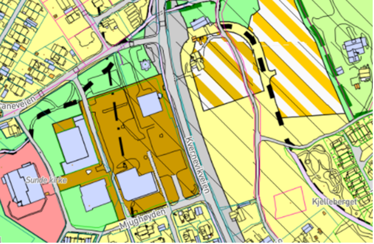 Her i kommuneplankartet ser vi at området øst for Kvernevikveien nå har fått gule og hvite striper, som betyr kombinert bebyggelse og anleggsformål.