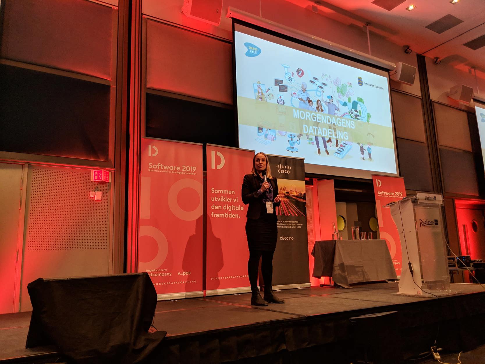 Linn S. Jensen fra smartbyavdelingen forteller om kommunens satsning på åpne data, og hvilke muligheter dette gir på konferansen Software i Oslo.