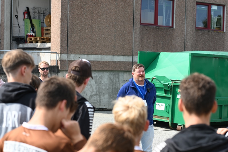 Jens Otto Skåra Hansen, konstituert smartbysjef i Stavanger kommune,  med Jarl-gutta på Site 4016.