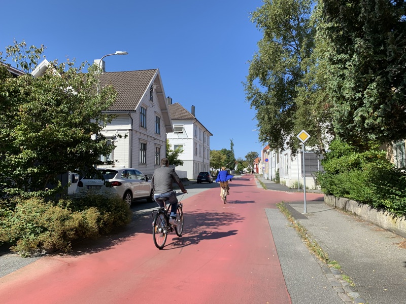 To syklister i Møllegata