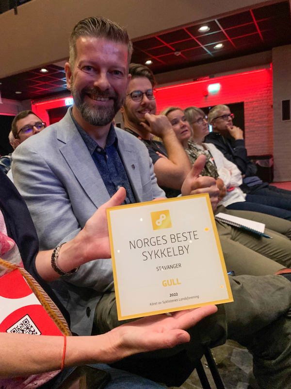 En fornøyd Rune Askeland, leder utvalg for miljø og utbygging i Stavanger kommune.